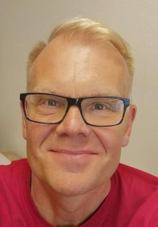 Lääketieteen tohtori, liikuntalääketieteen erikoislääkäri Harri Helajärvi