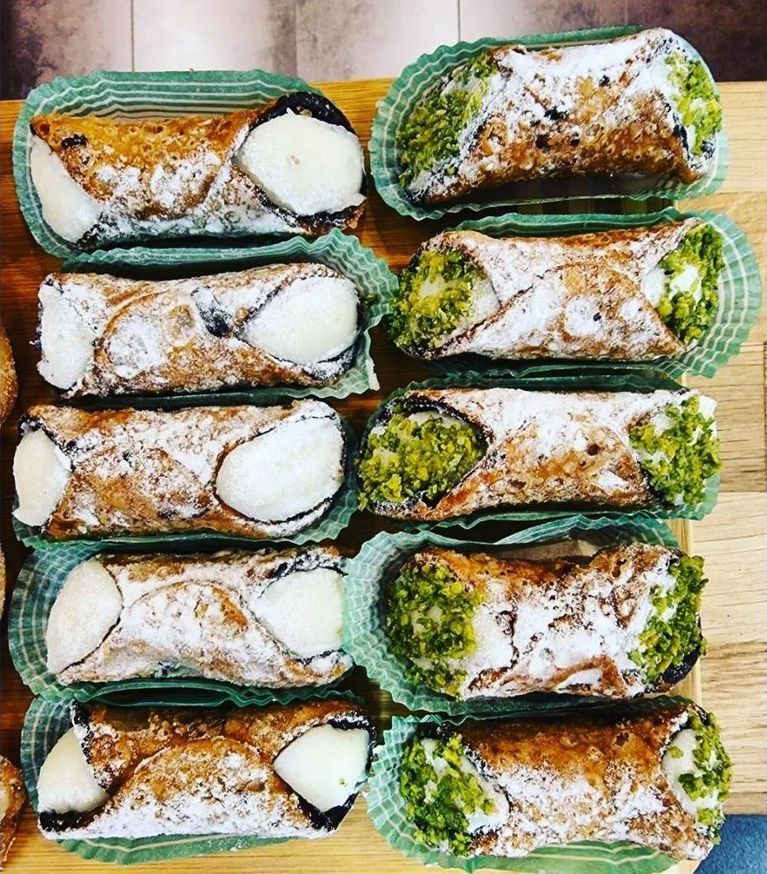 VERGARI 2.0 Cannoli
