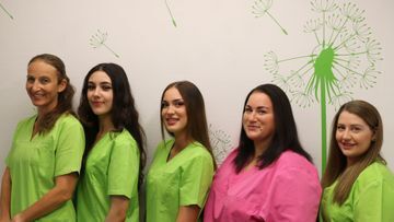 Zahnärztin Regina Gottselig-Sachs Praxis-Team