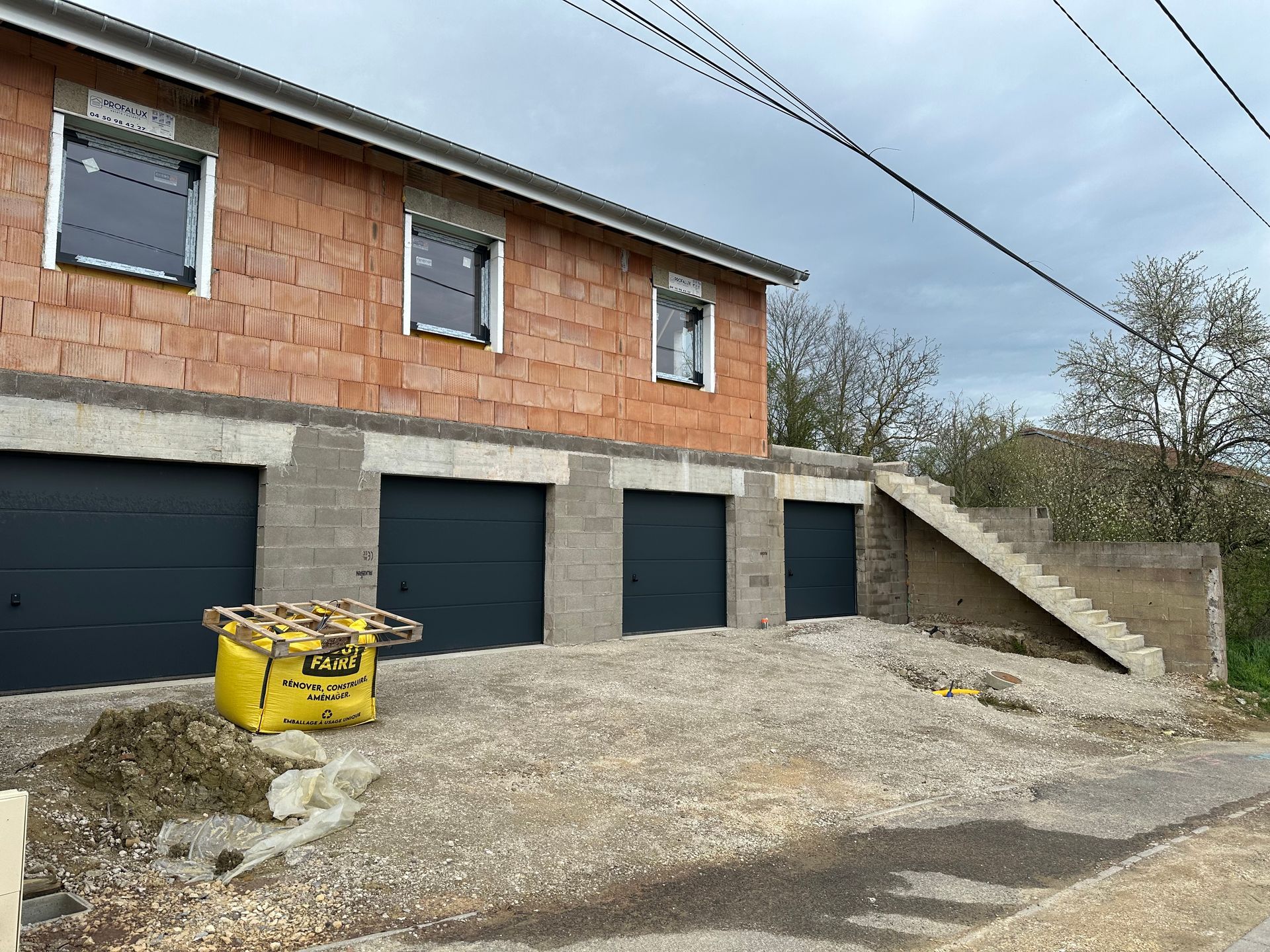 Constructions de plusieurs garages