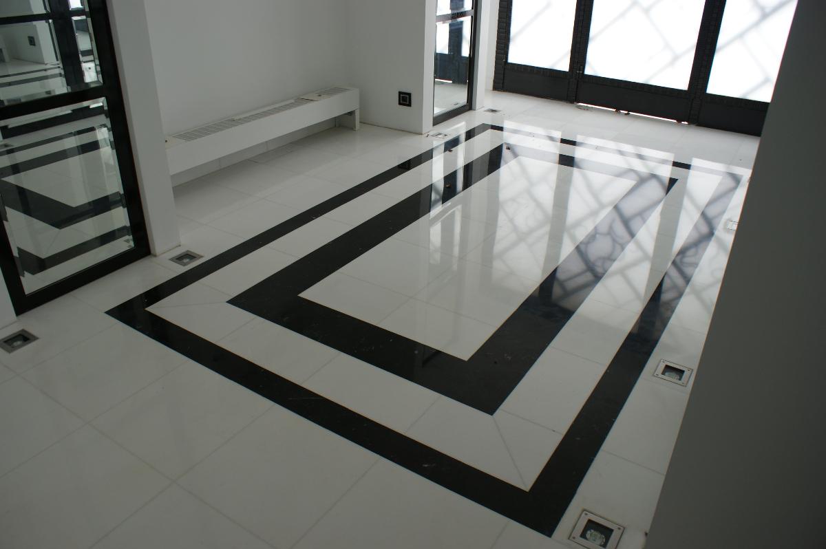 Blanc Tassos - Noir des Pyrénées - Luis BARBARA à Toulouse