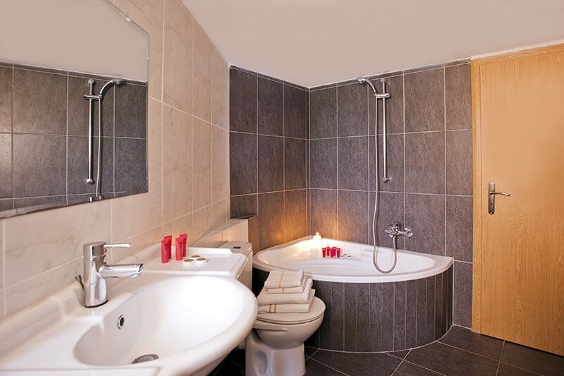 ΔΩΜΑΤΙΑ -  Ενοικιαζόμενα Διαμερίσματα 'Polydor'