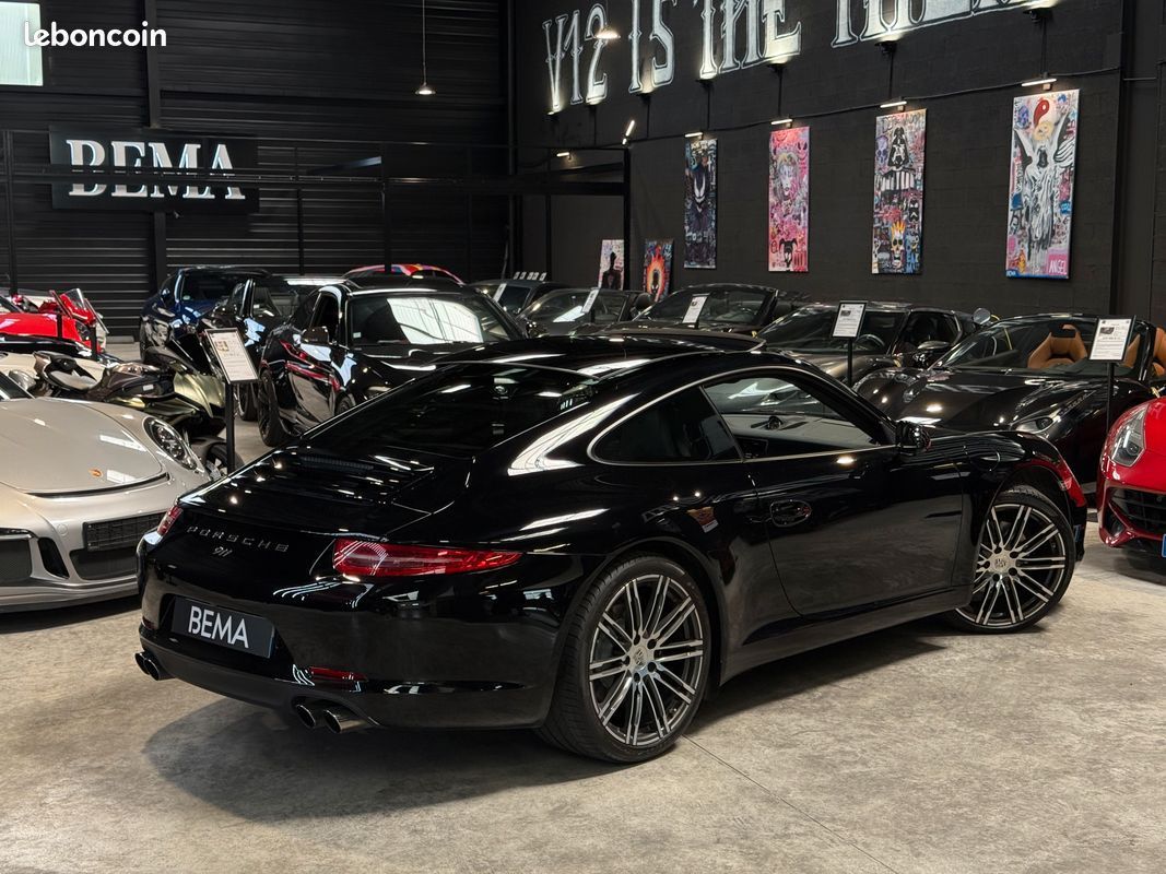 PORSCHE 991.1 CARRERA BLACK EDITION