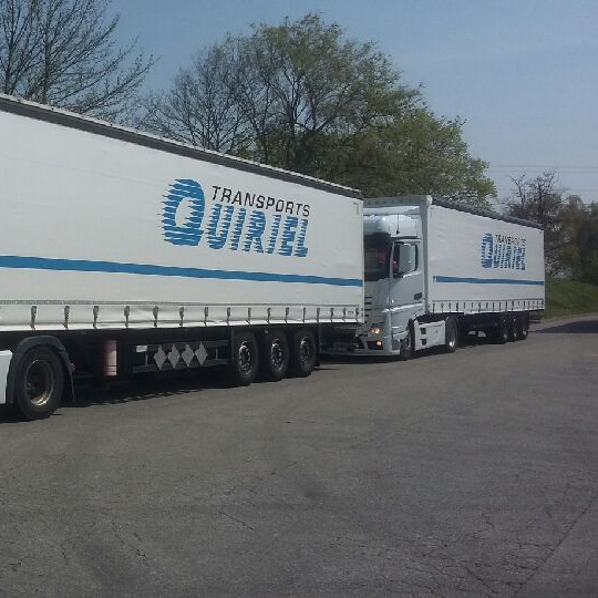 Remorques des Transports Quiriel.