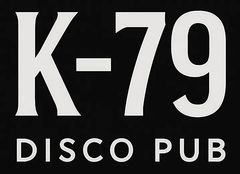 Logotipo de K-79 Disco Pub con texto blanco grande sobre fondo negro.