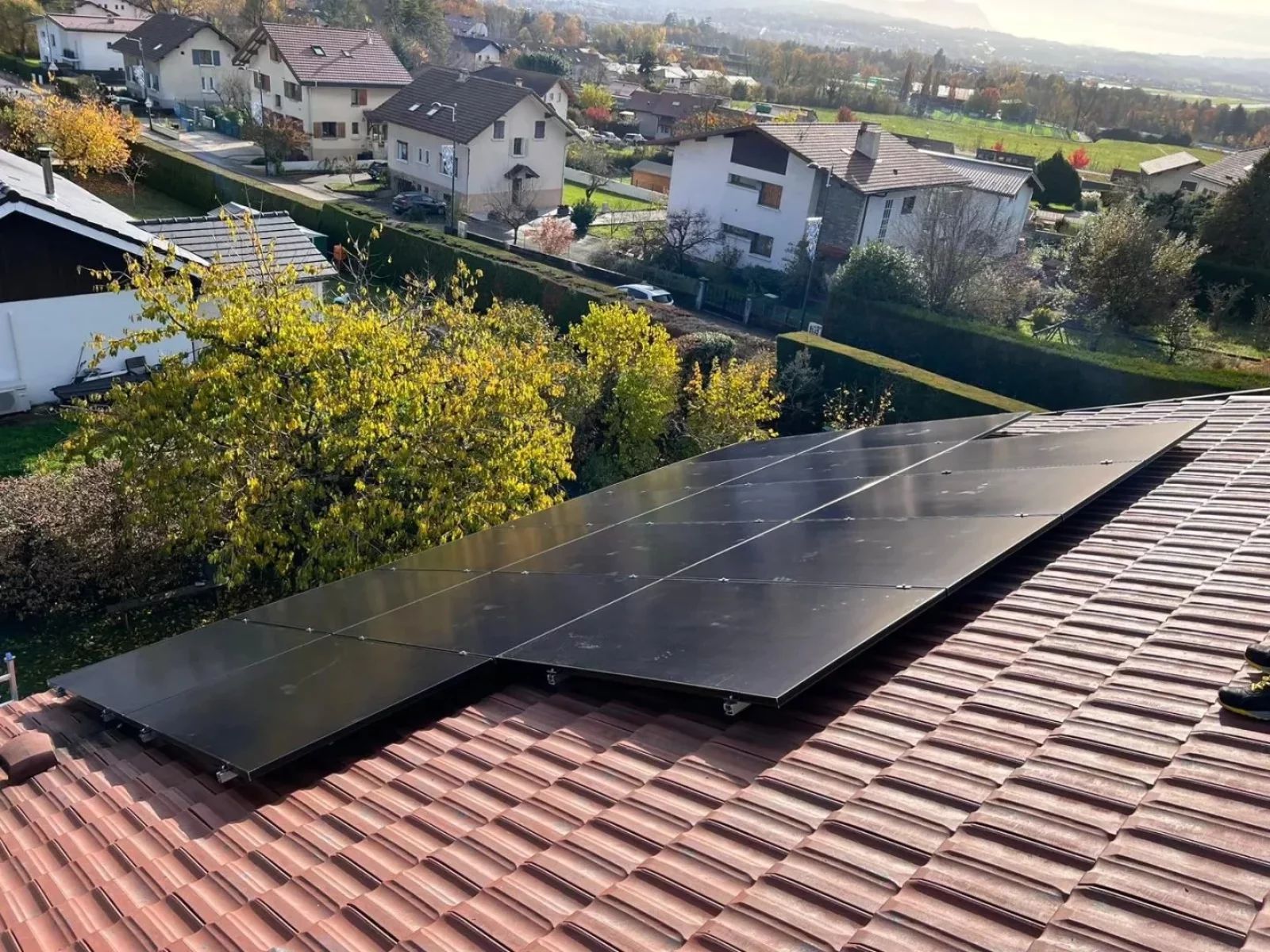 Panneaux solaires sur un toit