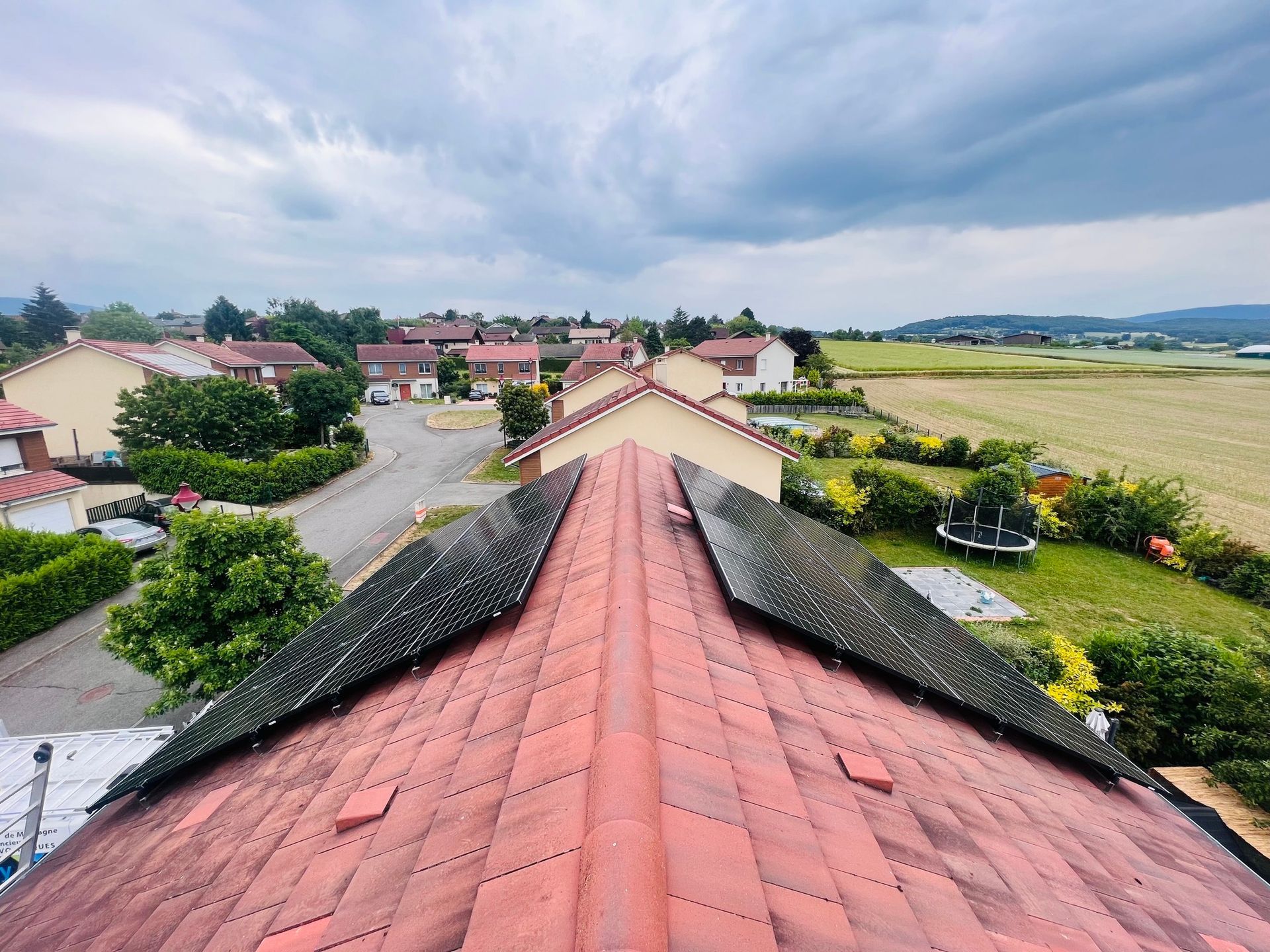 Panneaux photovoltaïques sur le toit