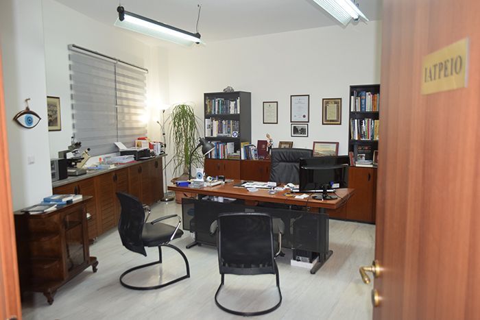 Χειρουργός Οφθαλμίατρος Κόγκας Νικόλαος MD