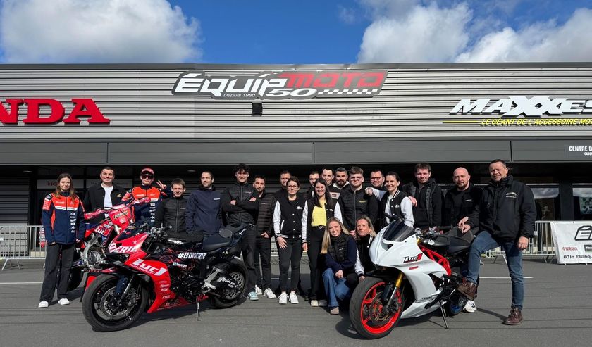 Enseigne de vente de moto