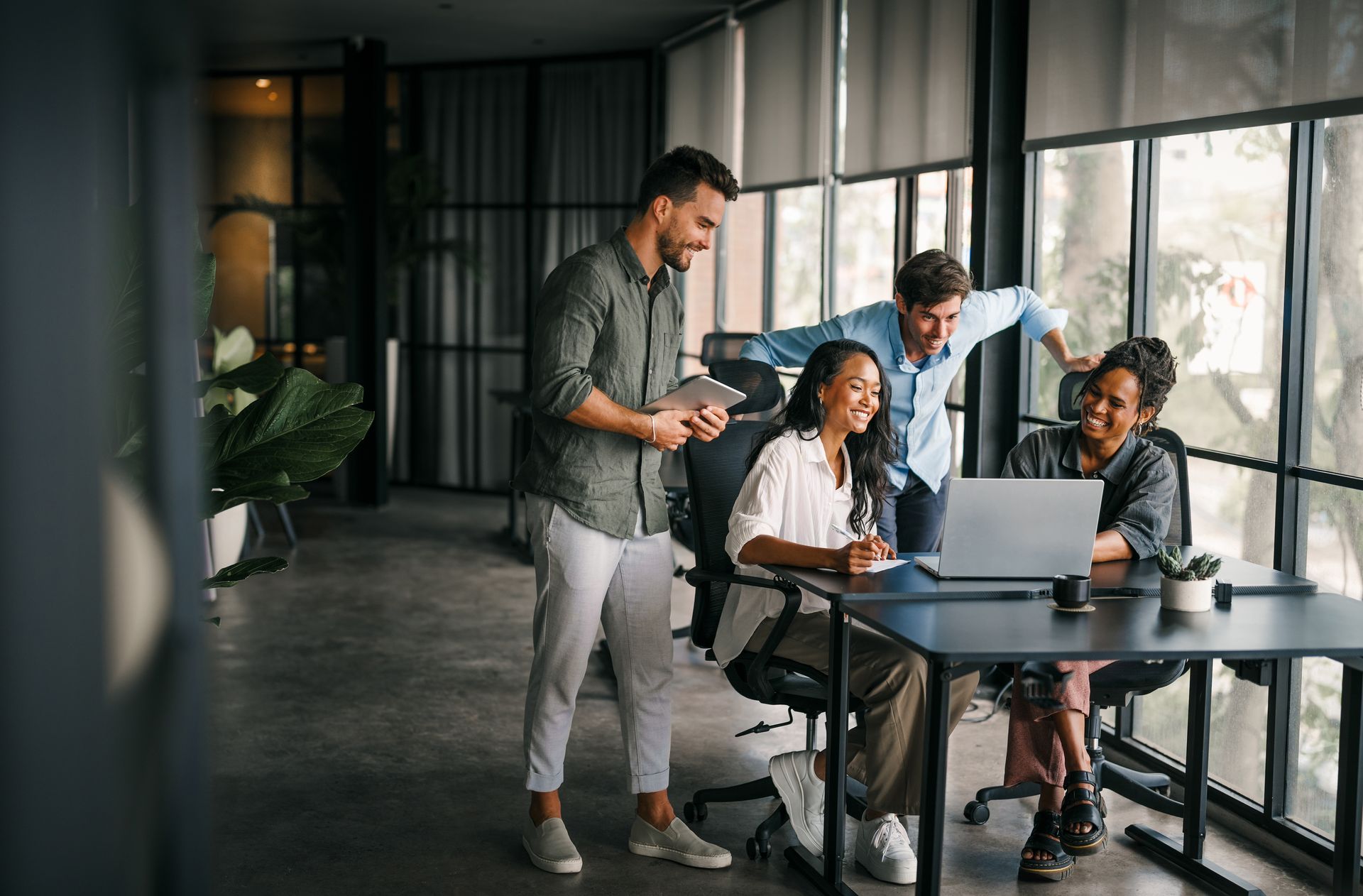 4 personnes sur un projet de rénovation énergétique