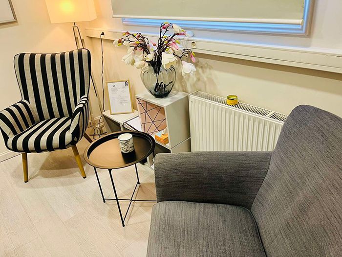 ΛΑΖΑΡΙΔΟΥ ΕΙΡΗΝΗ MSc
Ψυχολόγος – Ψυχοθεραπεύτρια Γνωστική Αναλυτική Ψυχοθεραπεία