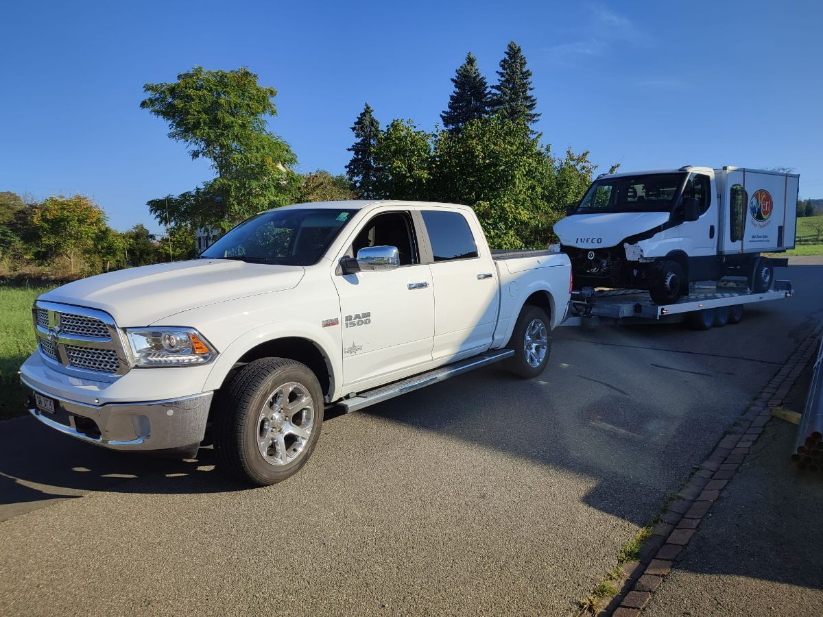 Autotransport Gretener Abschleppdienst Transporter