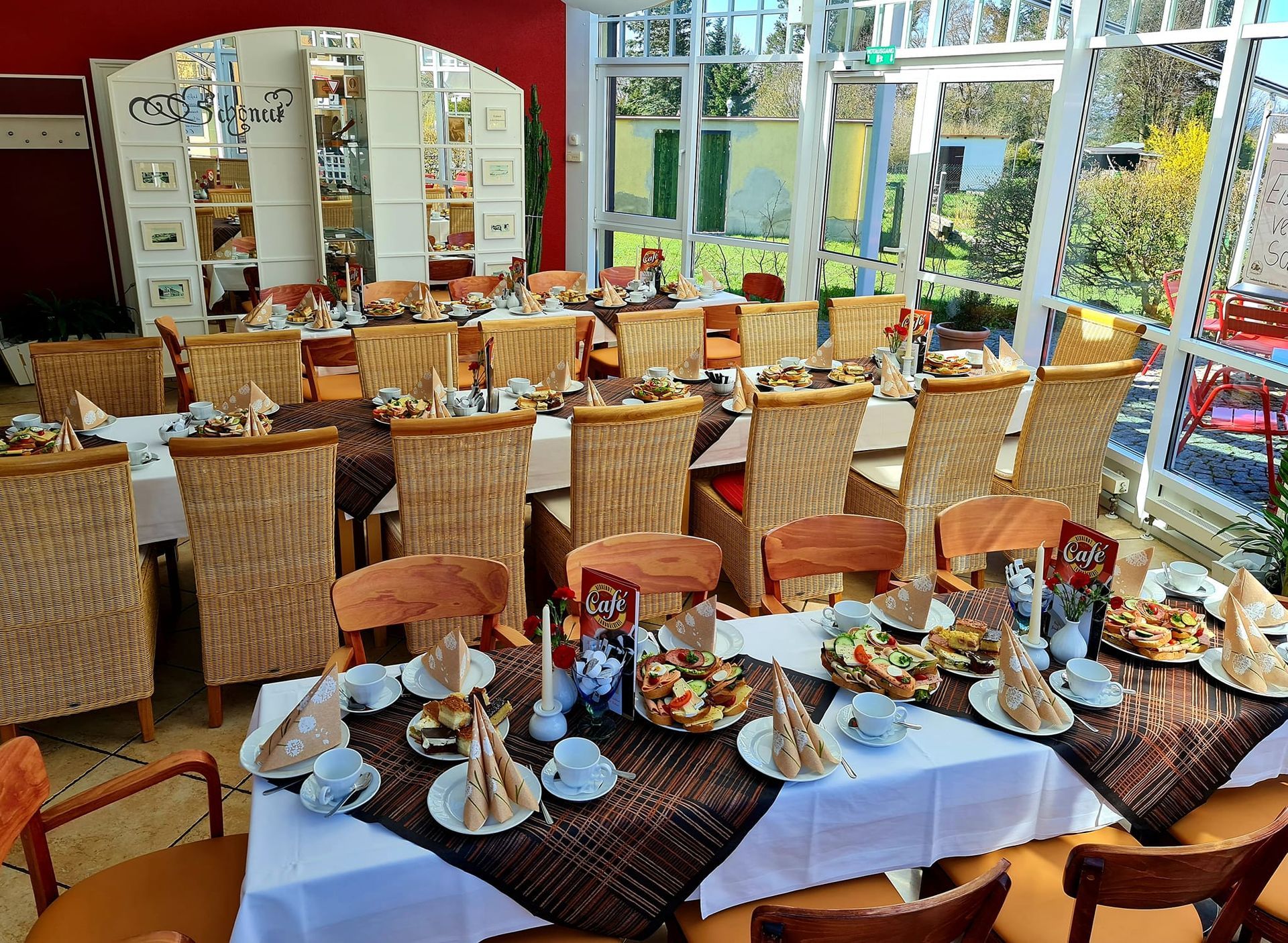 Tafeln der Landbäckerei Behrendt