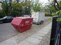 Bauschuttcontainer / Materialhänger / Werkzeug-LKW / Bauwagen / Sanitäreinheit.