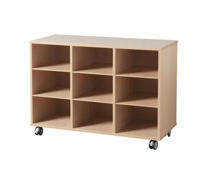 Un meuble à roulettes ouvert avec plusieurs étagères