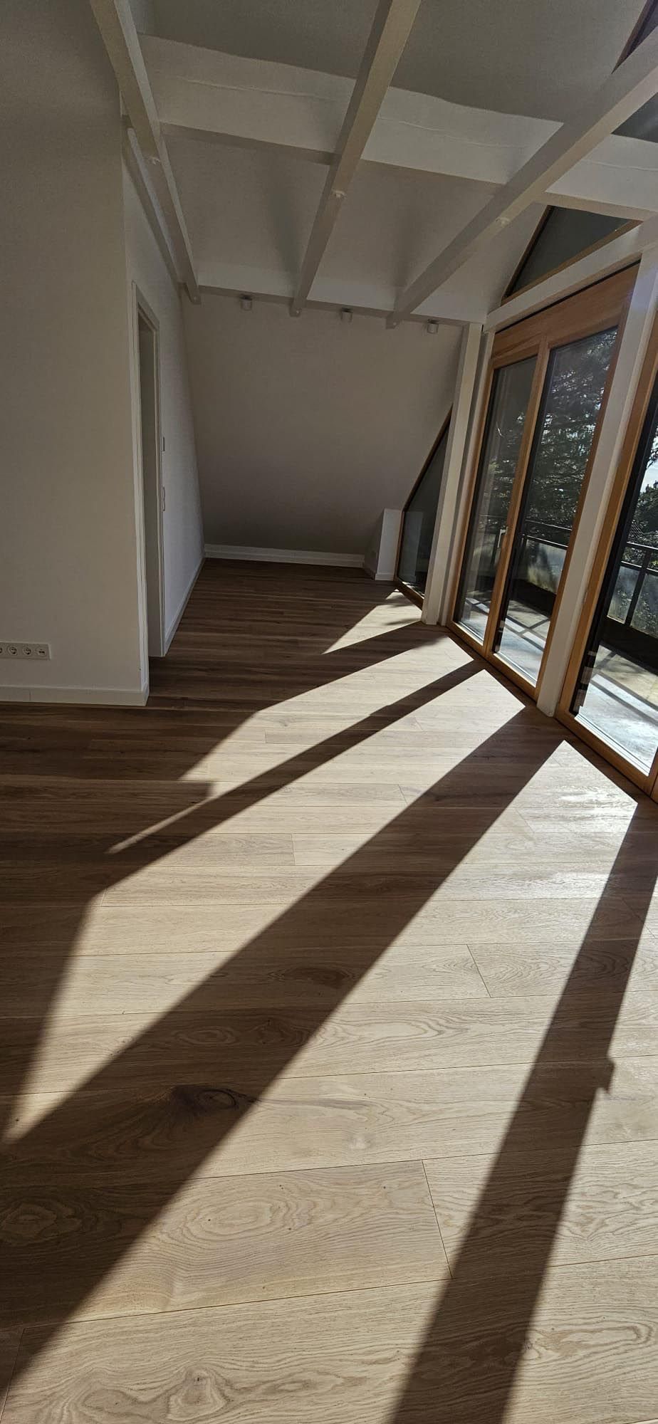 Einfamilienhaus Sanierung und Umbau mit neuem Parkett