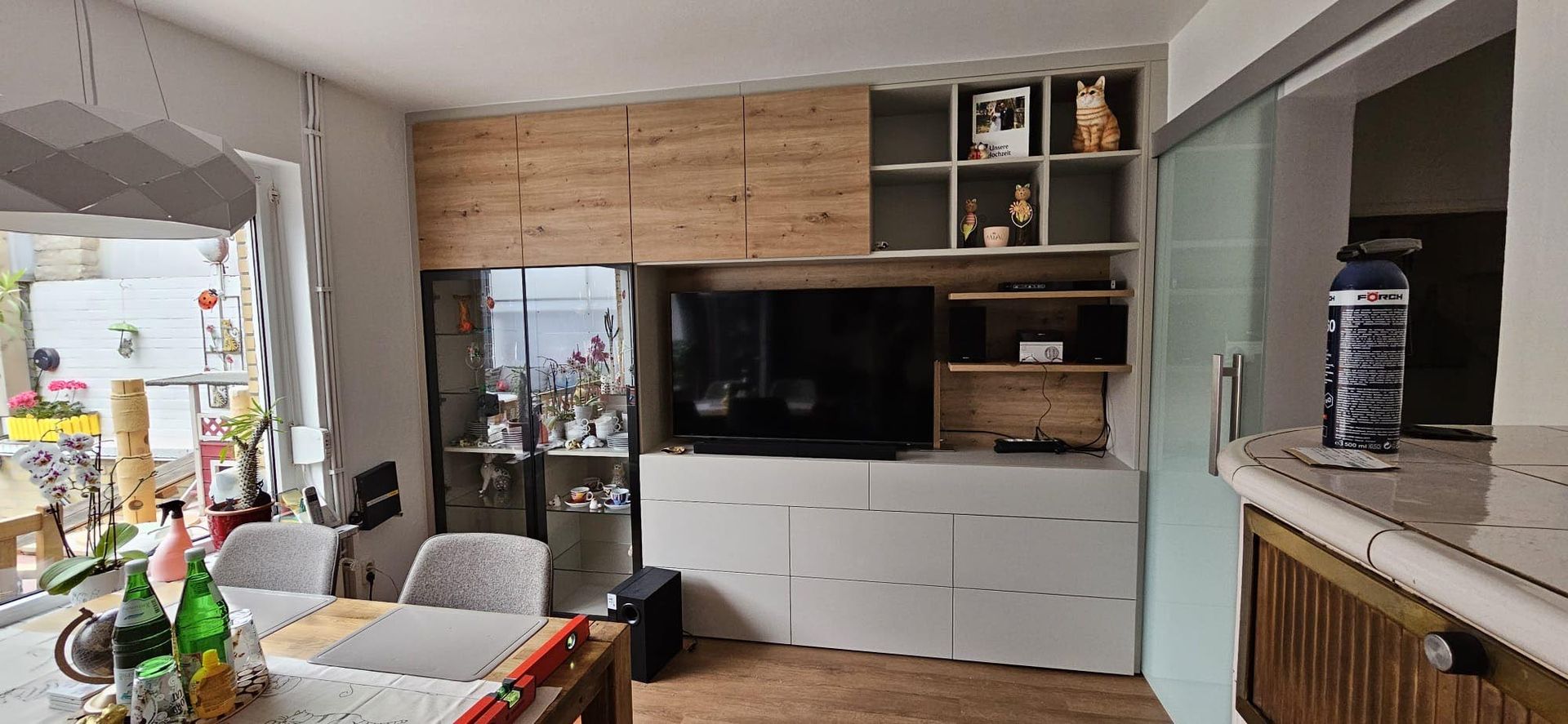 Wohnzimmerschrank Sonderanfertigung nach Kundenwunsch