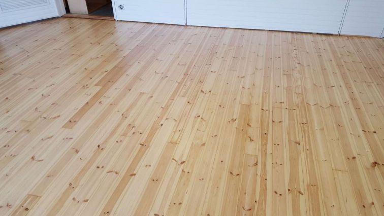 Viimeistelty parketti