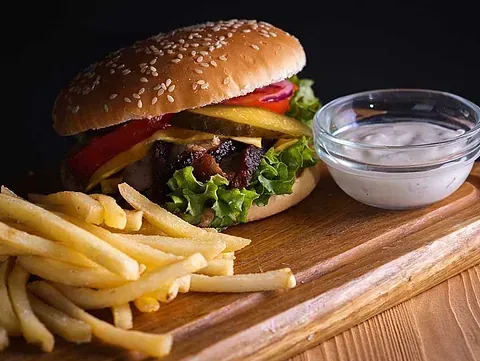 Grilli-Kahvio Tarjantti om. Tarja Ollila