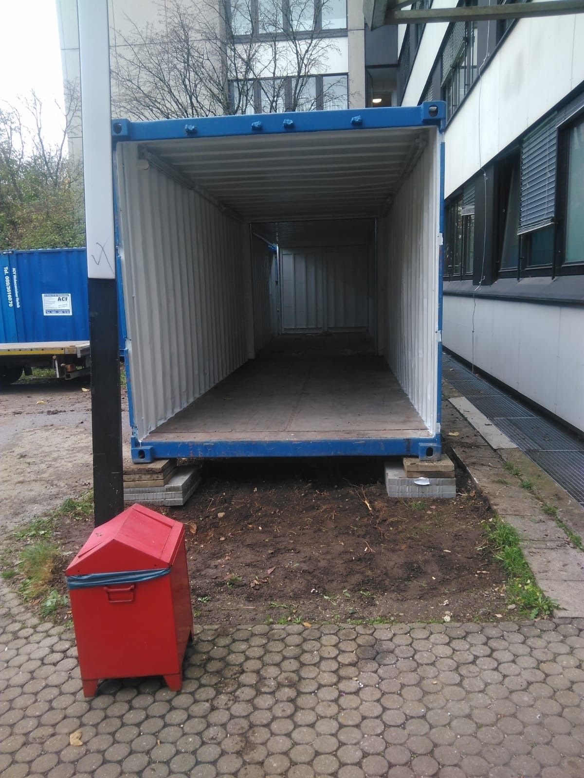 Aufbau von Durchgangscontainer Aufbau von Durchgangscontainer