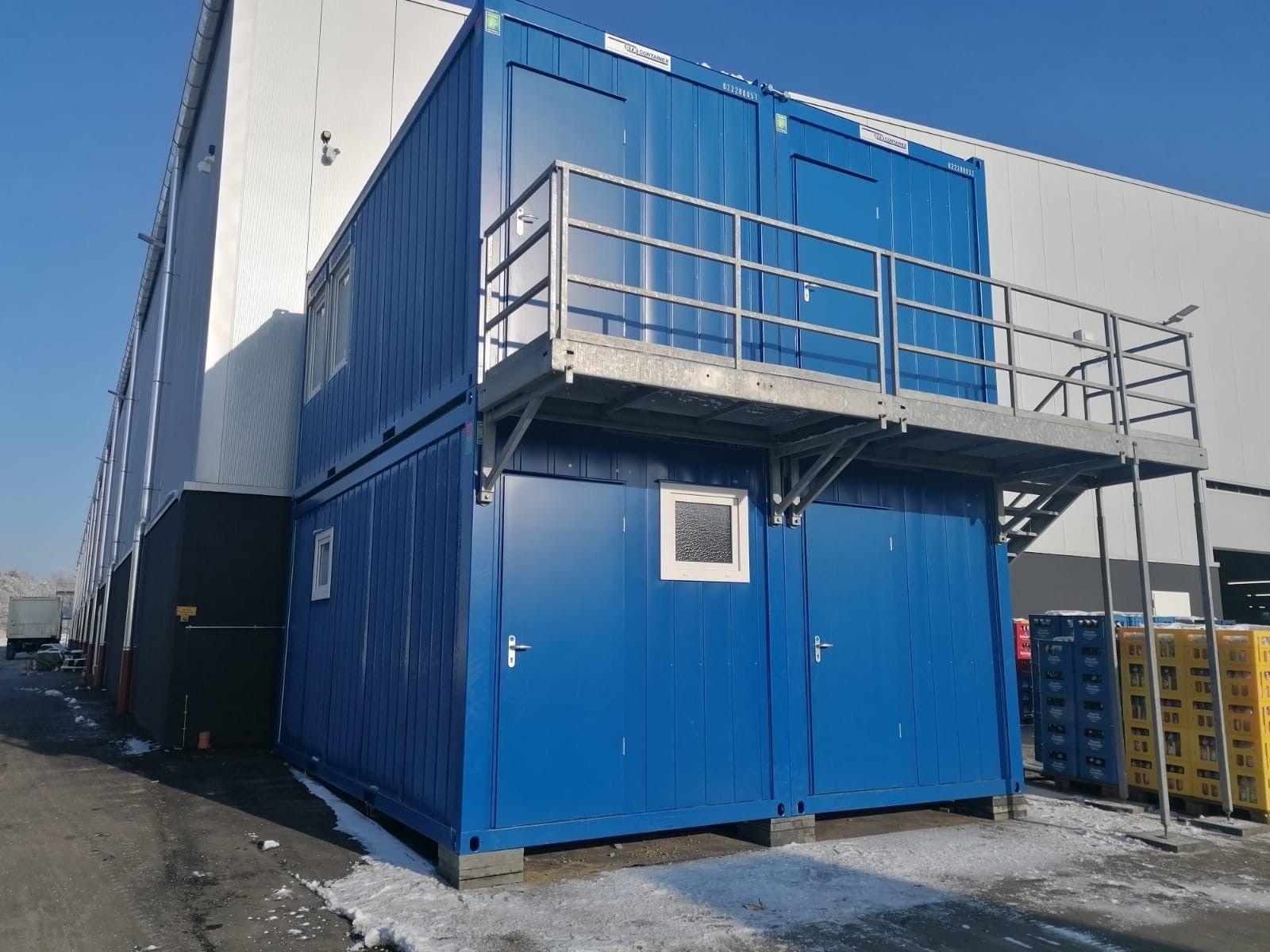 Großzügige Containeranlage für Gewerbe, Büros und modulare Arbeitswelten