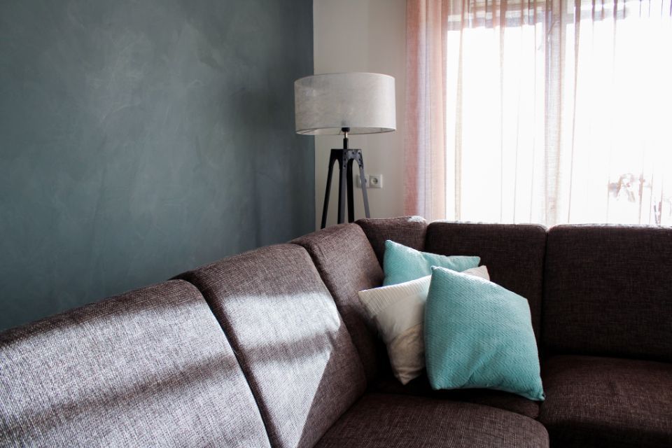 Betonoptik mit Stuccopuro im Wohnzimmer