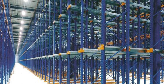 Rayonnage par accumulation - Meta System à Bruz