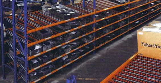 Meta System à Bruz - Rayonnages