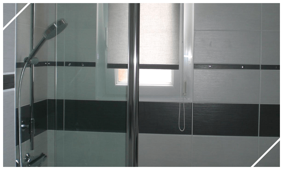 Douche avec paroi vitrée