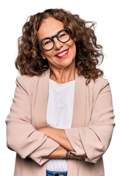 Femme souriante qui porte des lunettes.