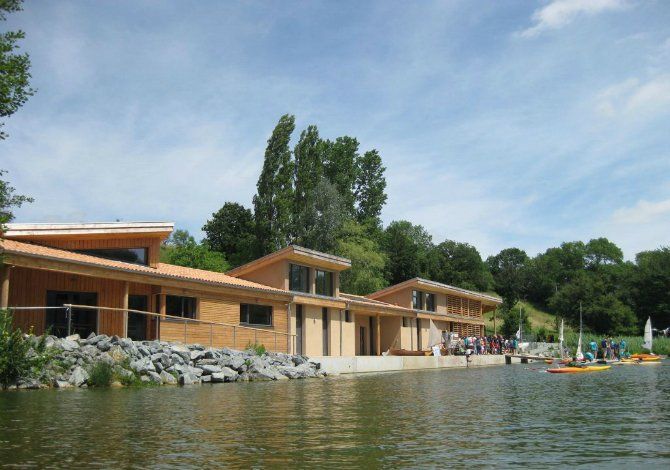 Base nautique du lac du Lambon à Prailles (79)