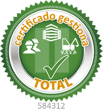 Una insignia verde que dice certificado de gestión total