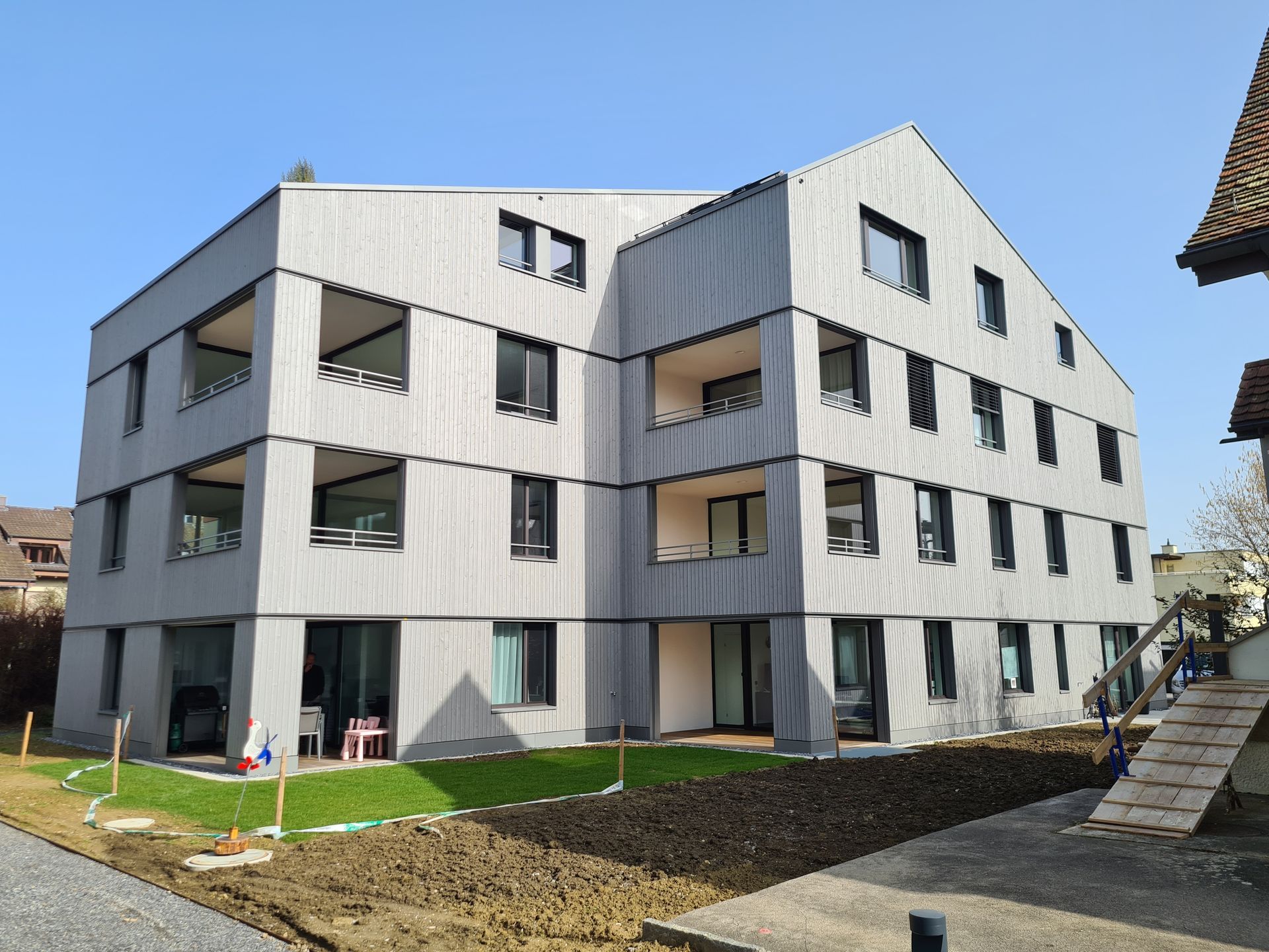 ZS Alu-Zargen AG| Lömmenschwil