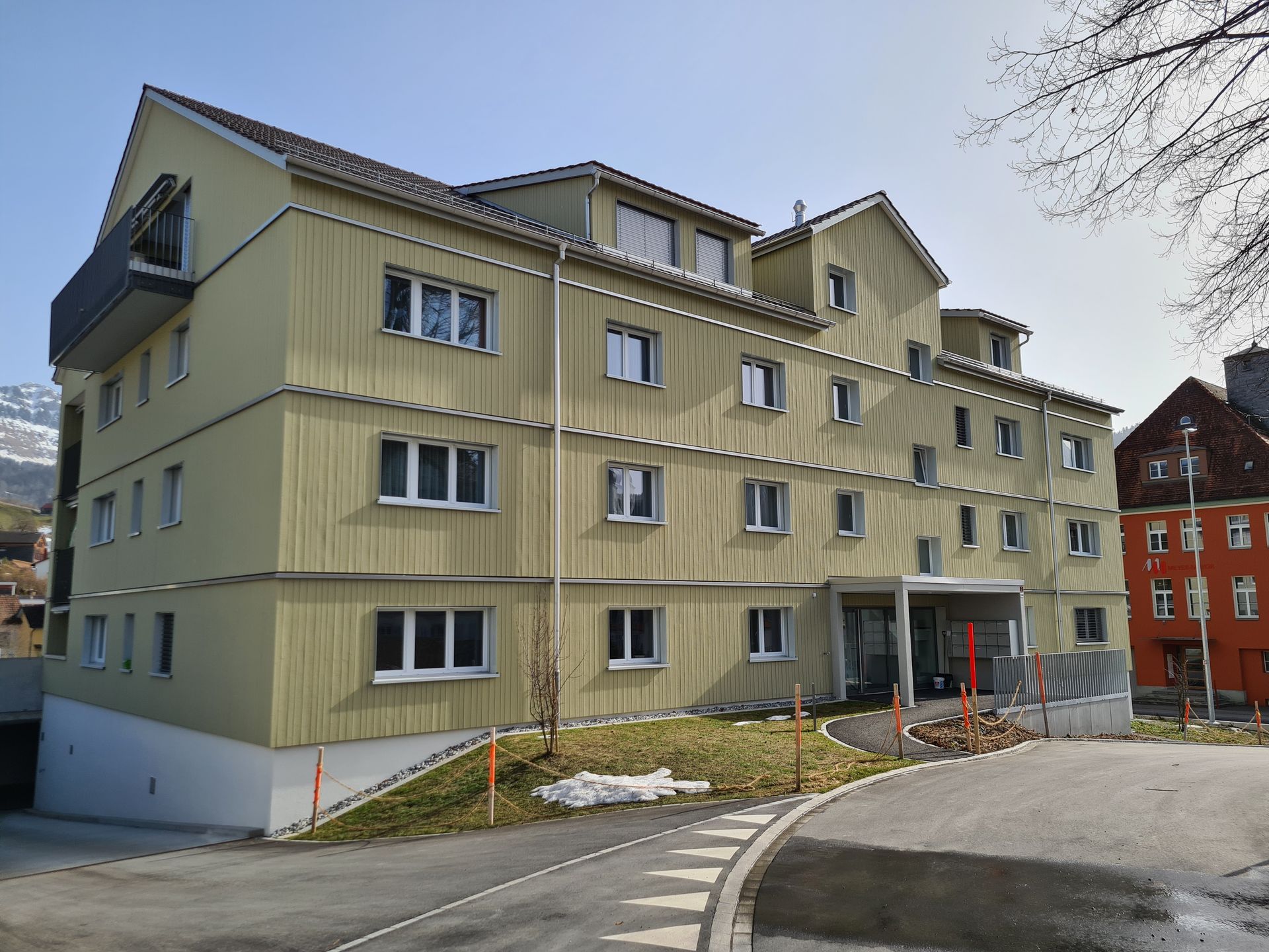 ZS Alu-Zargen AG| Lömmenschwil