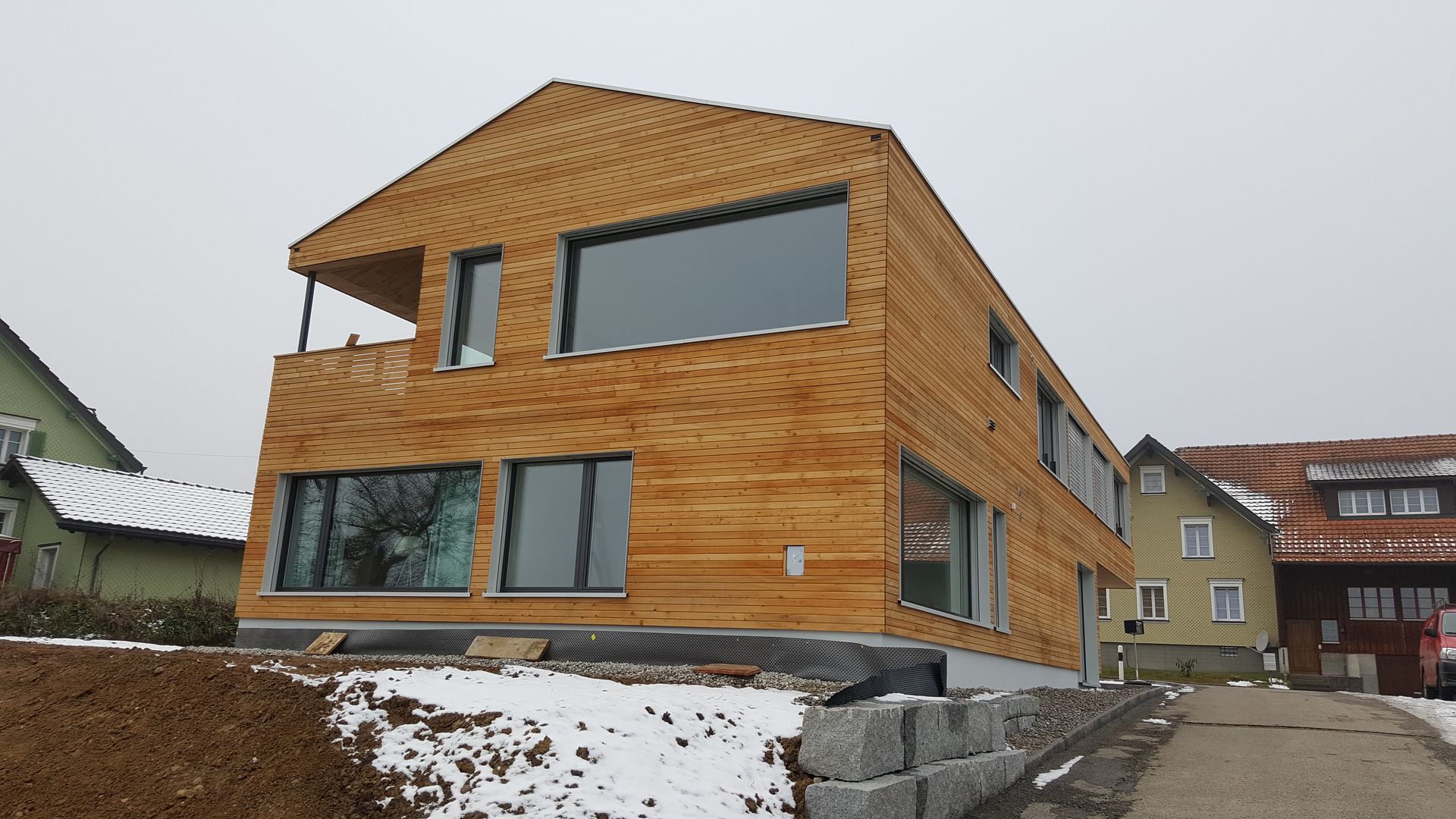 ZS Alu-Zargen AG| Lömmenschwil