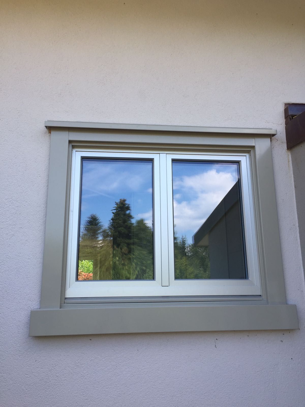 ZS Alu-Zargen AG| Lömmenschwil