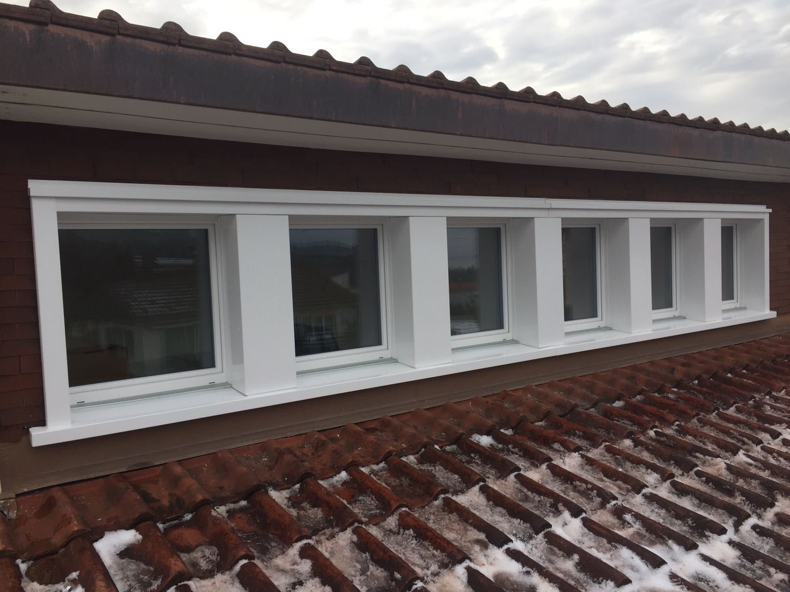 ZS Alu-Zargen AG| Lömmenschwil