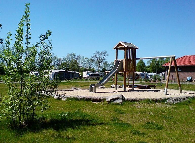 Campingplatz am Waldbad 
in Harztor OT Neustadt / Harz