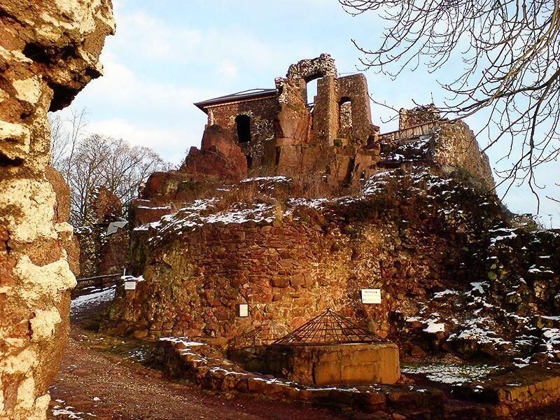 Campingplatz am Waldbad 
in Harztor OT Neustadt / Harz