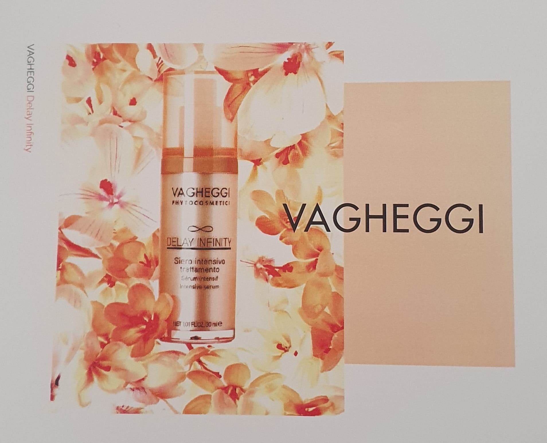 Un anuncio de vagheggi con flores al fondo.