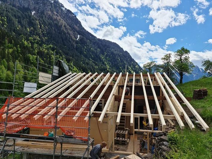 Dach in Konstruktion, Holzbau A-Z, A. Zingg-Hänni