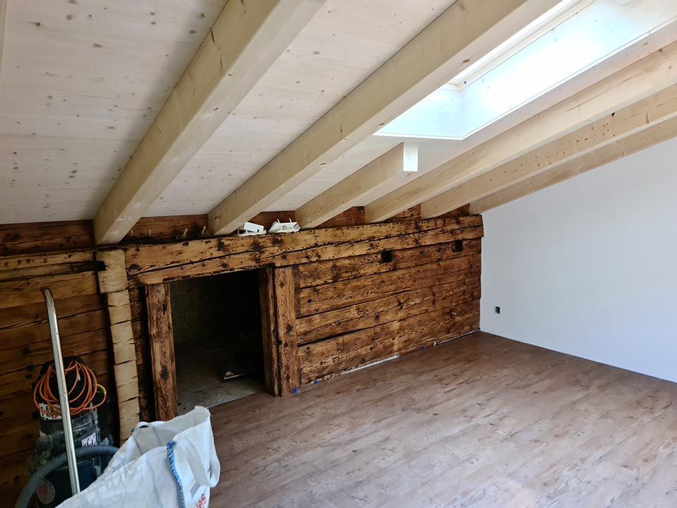 Holz im Innenbereich, Arbeit von Holzbau A-Z, A. Zingg-Hänni