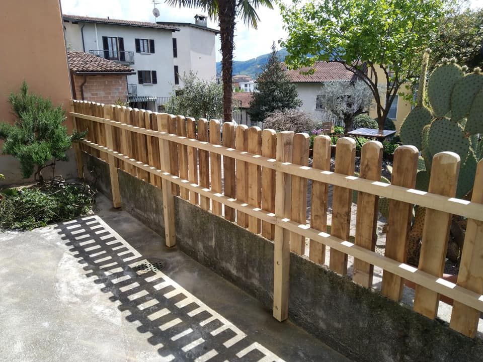 staccionata in legno