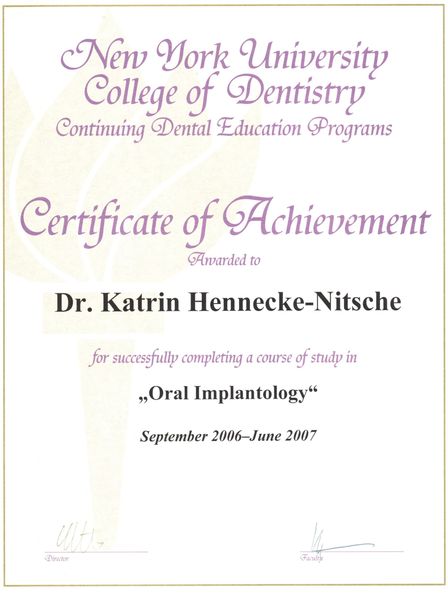 Dr.Hennecke-Nitsche Implantologiezertifikat1