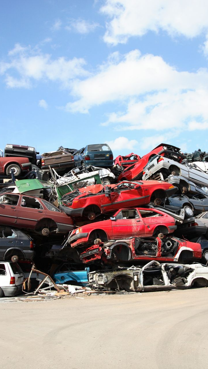 Vers la page Véhicules hors d'usage.