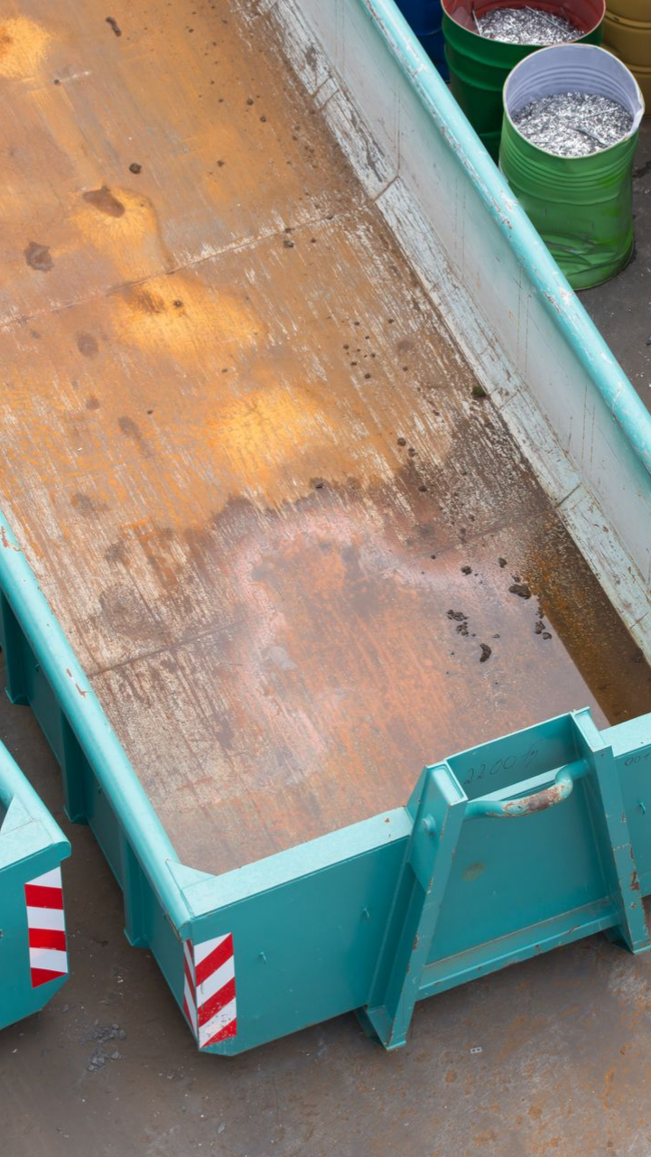 Vers la page Collecte & location de bennes.