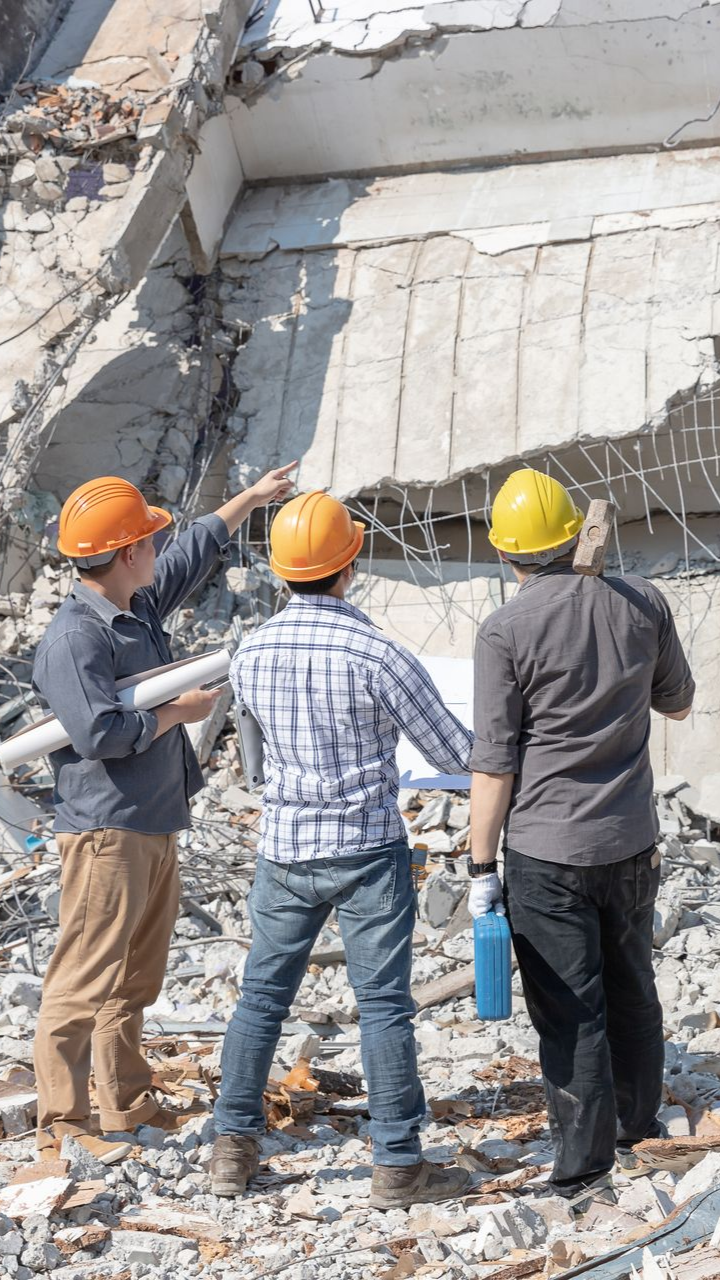 Vers la page Démolition de structures.