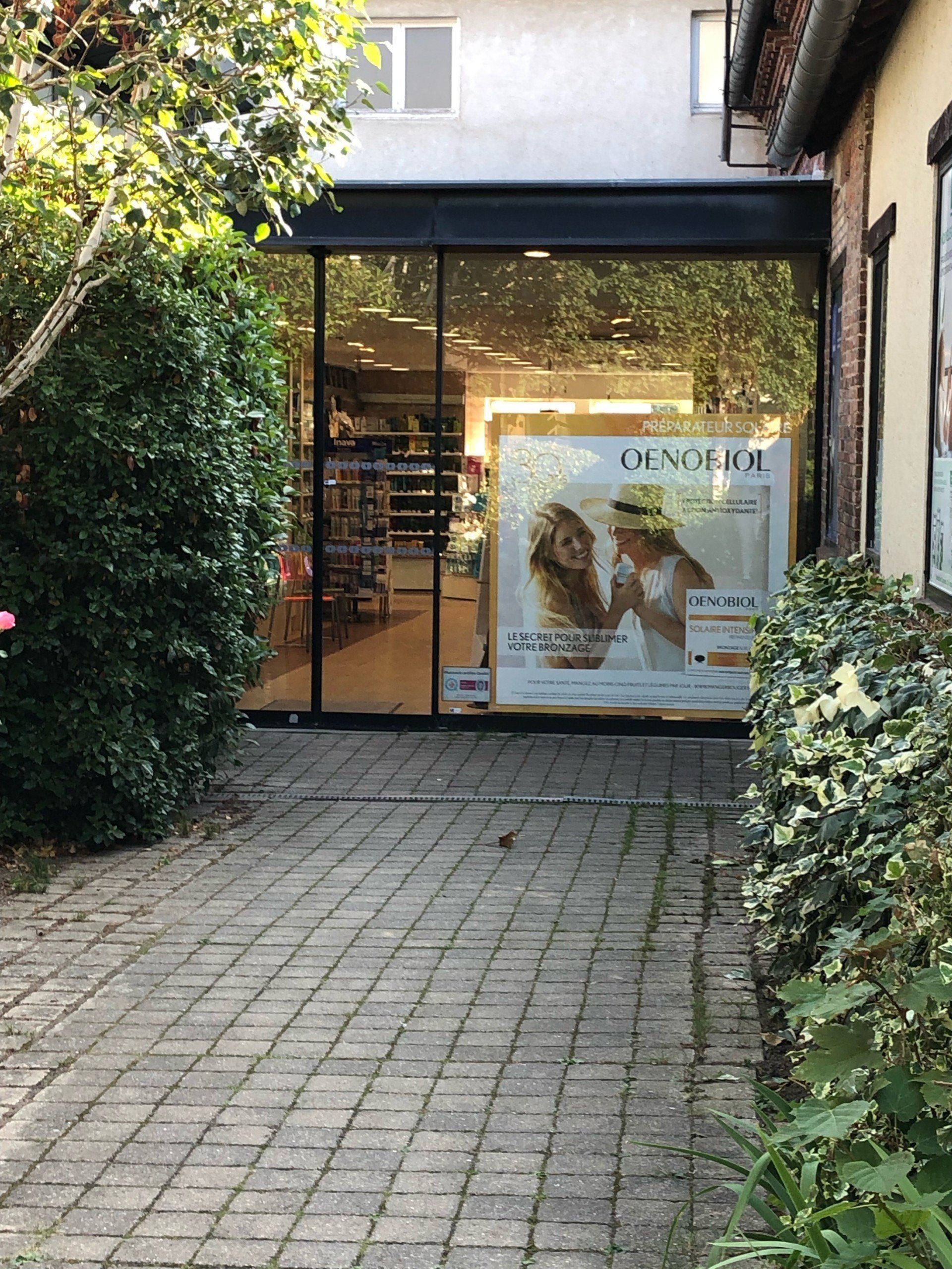 Extérieur de la pharmacie