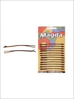 Horquillas marrones en una tarjeta con la etiqueta "Magda". También se ven dos horquillas sueltas.