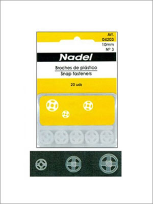 Paquete de broches de presión de plástico Nadel, transparentes, con etiqueta amarilla y negra; detalla tres tamaños de broches.